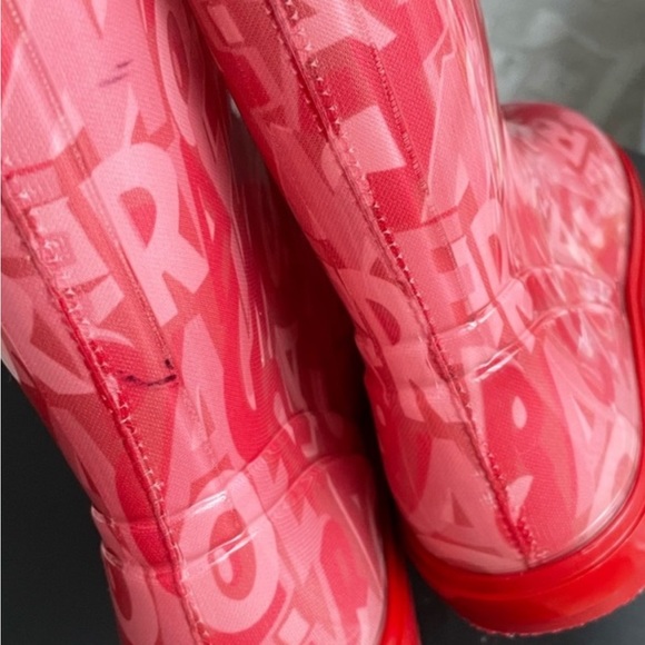 Ferragamo rain shoes - Picture 3 of 6